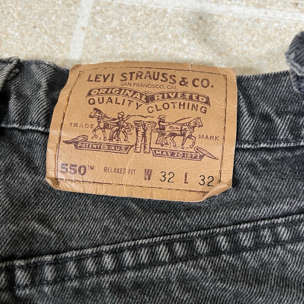 Vintage Levi's 550 Men's 30x32 Black Orange Tab Relaxed Fit Jeans MADE IN USA - Picture 5 of 16